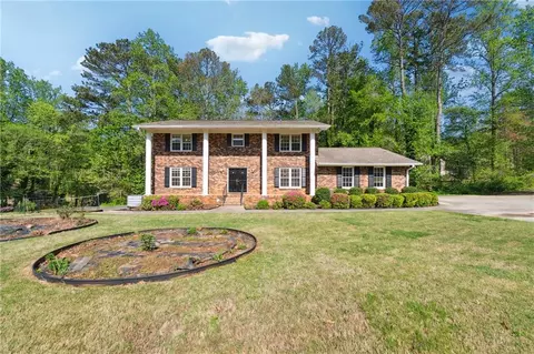 244 Saint Patrick Dr SW, Mableton, GA 30126