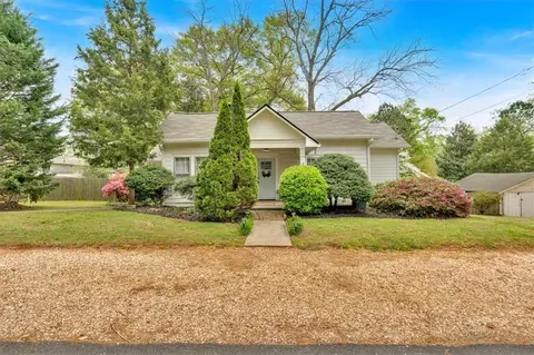 108 Lee St, Cartersville, GA 30120