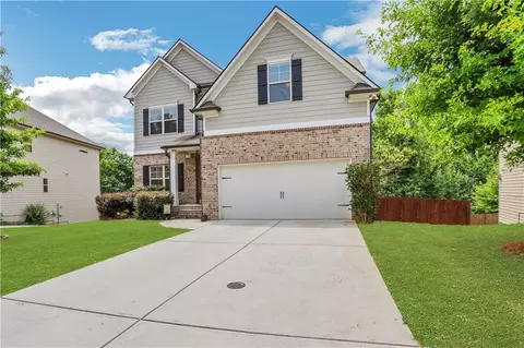 Exterior - 220 Jackson Ave, Braselton, GA 30517 photo 2 of 8