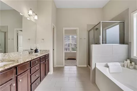 Bath - 220 Jackson Ave, Braselton, GA 30517 photo 1 of 3