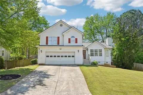 1900 Foster Trace Ct, Lawrenceville, GA 30043