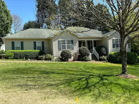 Exterior - 3753 Maple Forge Ln, Gainesville, GA 30504 photo 1 of 8