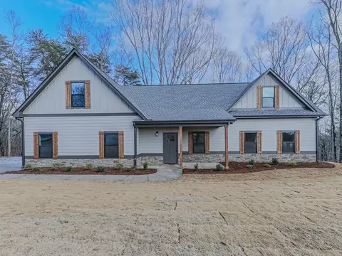 Exterior - 397 Cutoff Rd, Jasper, GA 30143 photo 3 of 3