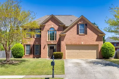2424 Malden Park Dr, Buford, GA 30519