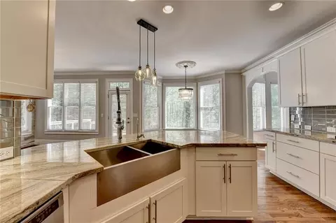 Kitchen - 3237 Birkdale Ave, Duluth, GA 30097 photo 10 of 12