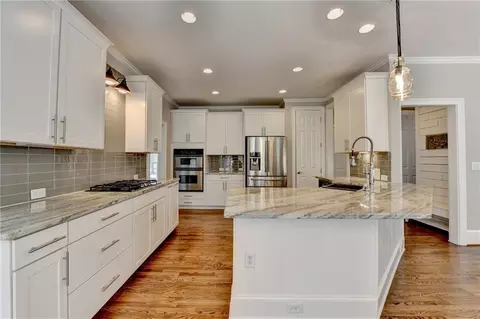 Kitchen - 3237 Birkdale Ave, Duluth, GA 30097 photo 3 of 12