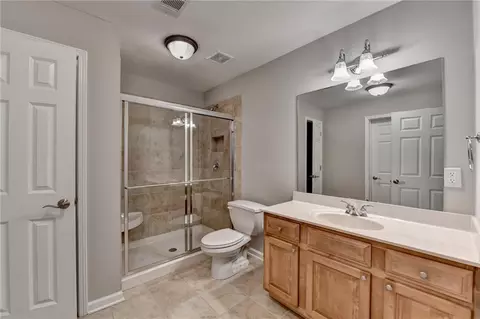 Bath - 3237 Birkdale Ave, Duluth, GA 30097 photo 11 of 11