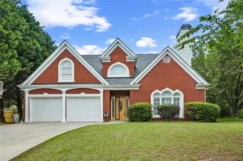 4505 Lakefield Bnd, Berkeley Lake, GA 30096