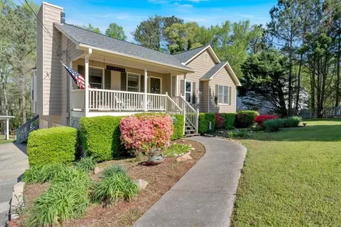 198 Wiley Dr, Douglasville, GA 30134