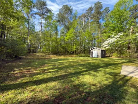 Exterior - 175 Stoneview Cir, Covington, GA 30016 photo 4 of 9