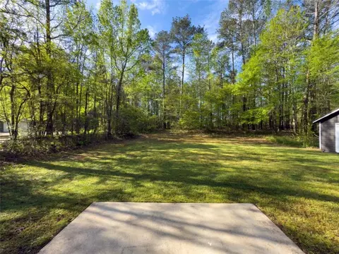 Exterior - 175 Stoneview Cir, Covington, GA 30016 photo 3 of 9