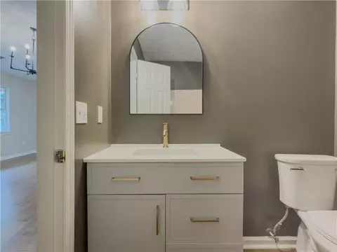 Bath - 175 Stoneview Cir, Covington, GA 30016 photo 1 of 3