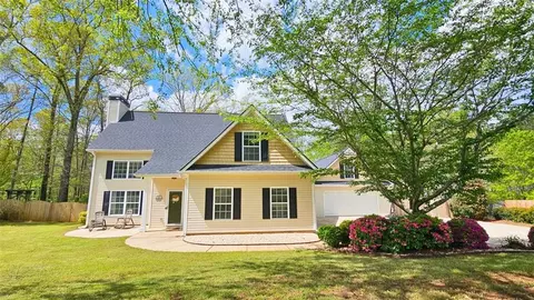 156 Brookridge Ct, Douglasville, GA 30134