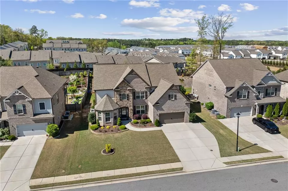 View/Area - 4241 Woodward Walk Ln, Suwanee, GA 30024 photo 1 of 4