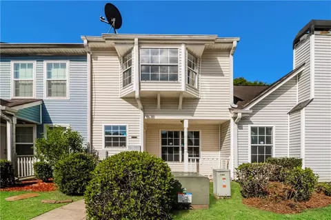 5880 Trent Walk Dr, Lithonia, GA 30038