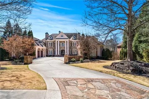 15938 Manor Club Dr, Alpharetta, GA 30004