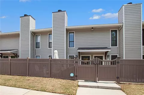 105 Park Ridge Cir, Marietta, GA 30068