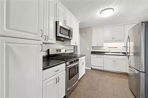 Kitchen - 3826 Ensign Dr, Chamblee, GA 30341 photo 2 of 5