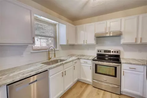 Kitchen - 61 Andrew Rd, Covington, GA 30016 photo 2 of 3