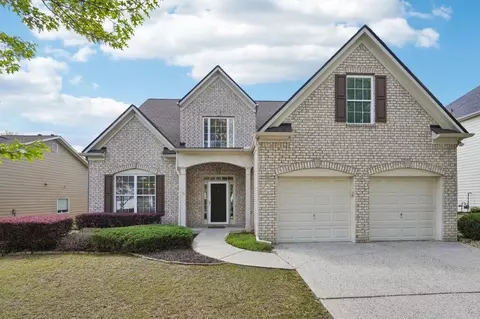 5450 Fieldfreen Dr, Cumming, GA 30028