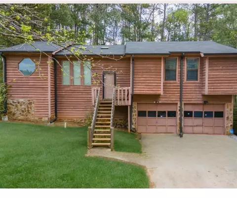 4020 Cranwood Dr, Atlanta, GA 30349