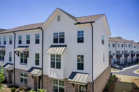 1263 Harvest Park Ln, Suwanee, GA 30024