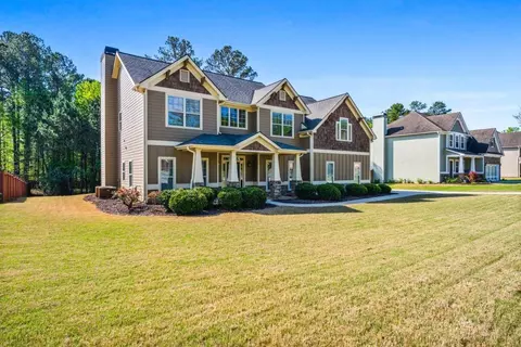 1041 Sweetwater Bridge Cir, Douglasville, GA 30134