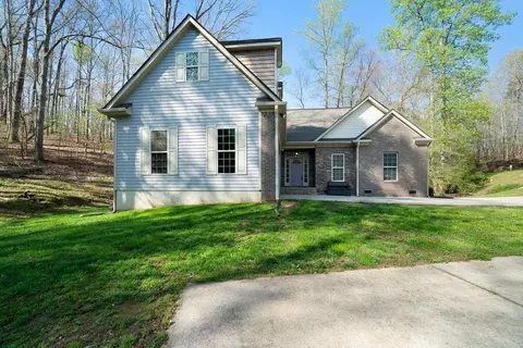 159 Gold Creek Dr, Tallapoosa, GA 30176