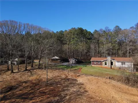 136 Tower Dr SW, Cartersville, GA 30120 photo 4
