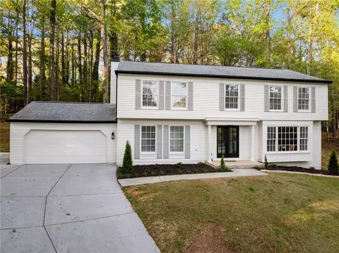 220 Hobnail Ct SE, Marietta, GA 30067