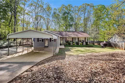 89 Senoia Springs Ct, Senoia, GA 30276