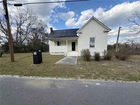 611 Rowe St, Dublin, GA 31021