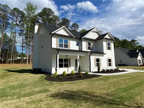 Exterior - 176 Meadows Dr, Bethlehem, GA 30620 photo 2 of 4