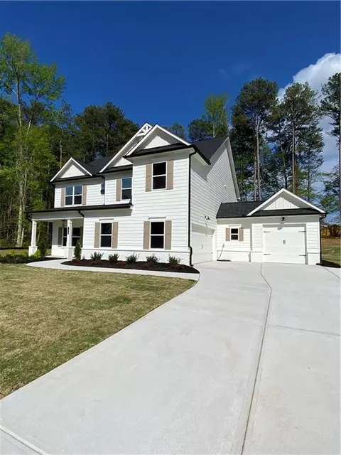 Exterior - 176 Meadows Dr, Bethlehem, GA 30620 photo 3 of 4