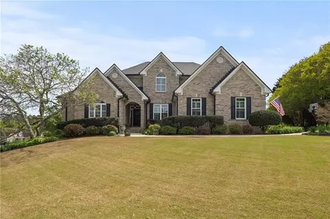 5604 Mccullers Ln, Loganville, GA 30052
