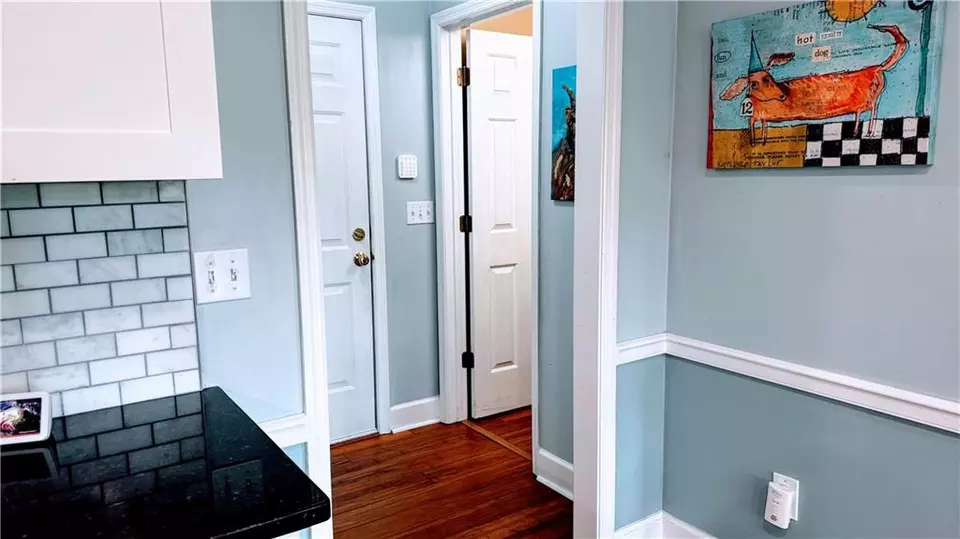 Entry Way - 2270 Fenwick Pointe SW, Marietta, GA 30064 photo 4 of 5