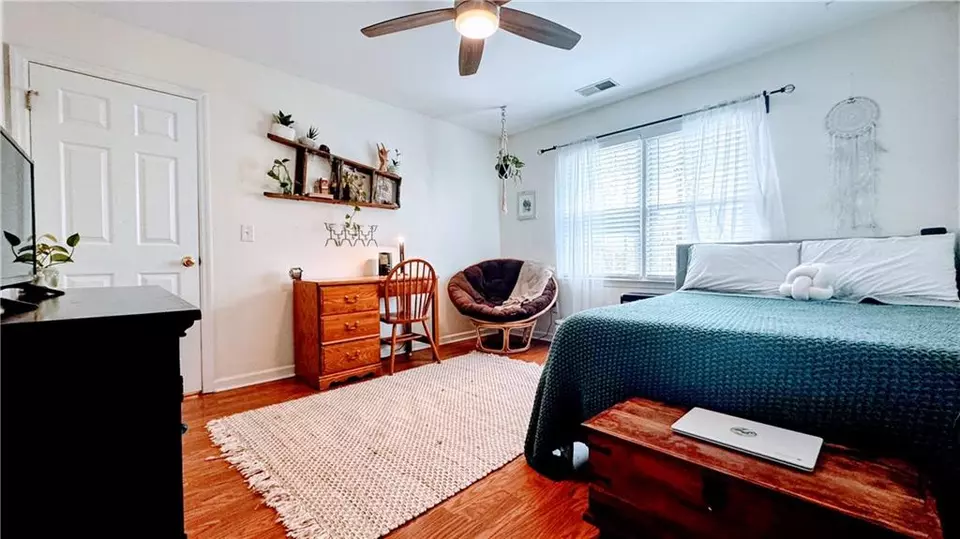 Bedroom - 2270 Fenwick Pointe SW, Marietta, GA 30064 photo 5 of 7