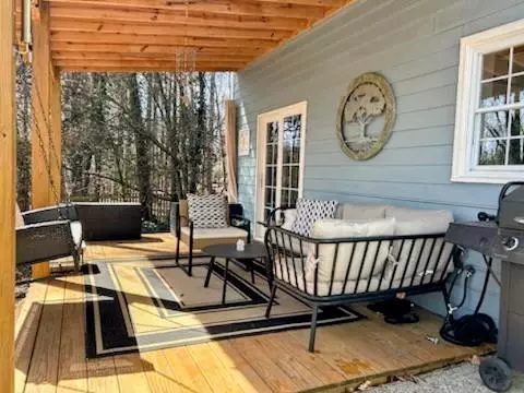 Exterior - 2270 Fenwick Pointe SW, Marietta, GA 30064 photo 6 of 10