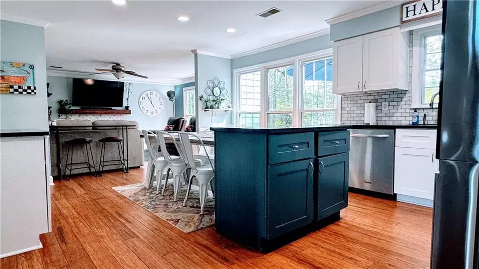 Kitchen - 2270 Fenwick Pointe SW, Marietta, GA 30064 photo 1 of 4