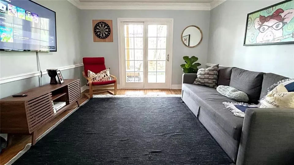 Living - 2270 Fenwick Pointe SW, Marietta, GA 30064 photo 1 of 2
