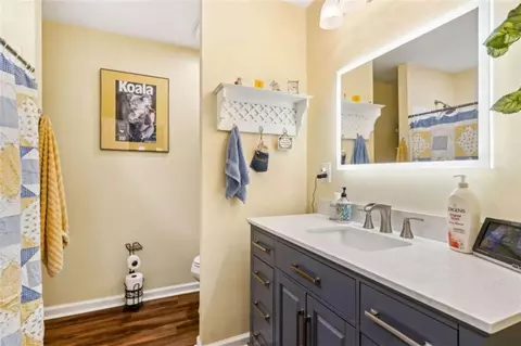 Bath - 117 Azalea Dr, Winder, GA 30680 photo 1 of 1