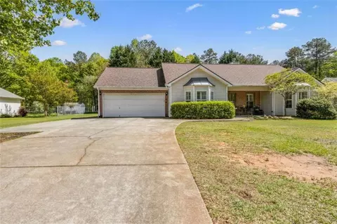 Exterior - 117 Azalea Dr, Winder, GA 30680 photo 2 of 3