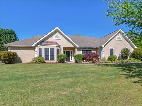 57 Fieldstone Way, Newnan, GA 30265