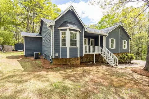 2724 Bomar Rd, Douglasville, GA 30135