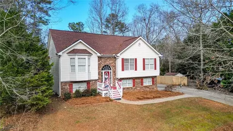 1074 Fieldstone Dr, Canton, GA 30114