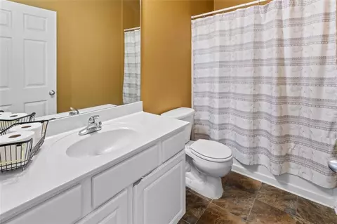 Bath - 207 Cole Ct, Canton, GA 30114 photo 1 of 5