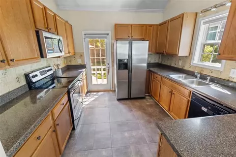 Kitchen - 207 Cole Ct, Canton, GA 30114 photo 1 of 3