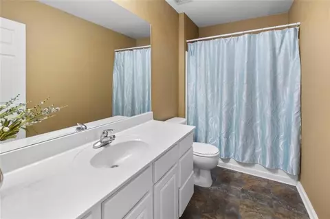 Bath - 207 Cole Ct, Canton, GA 30114 photo 5 of 5