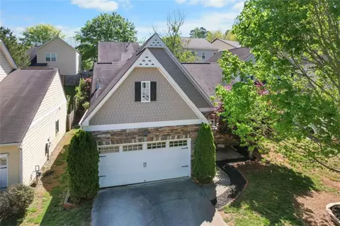 Exterior - 207 Cole Ct, Canton, GA 30114 photo 8 of 9