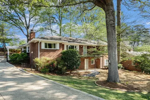 2210 Leafmore Dr, Decatur, GA 30033
